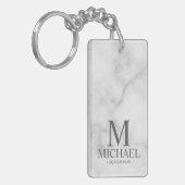 Name und Monogramm des Personalisierten Trauzeugen Schlüsselanhänger (Vorderseite links)