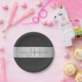 Name und Monogramm | Grays & Imitate Silver Look Pappteller (Party)