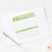 Name und Pronoun-Tag - Grüner Platz Quadratischer Aufkleber (Umschlag)