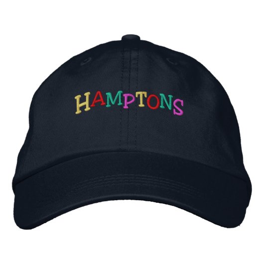 Namedrop Nation_Hamptons mehrfarbig Bestickte Baseballkappe (Vorderseite)