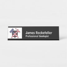 Namenschild des Geologen mit Rock Hammer Logo (USA