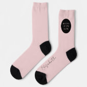 Namensskript personalisiert rosa Schwarze Hochzeit Socken (Linkes Detail)