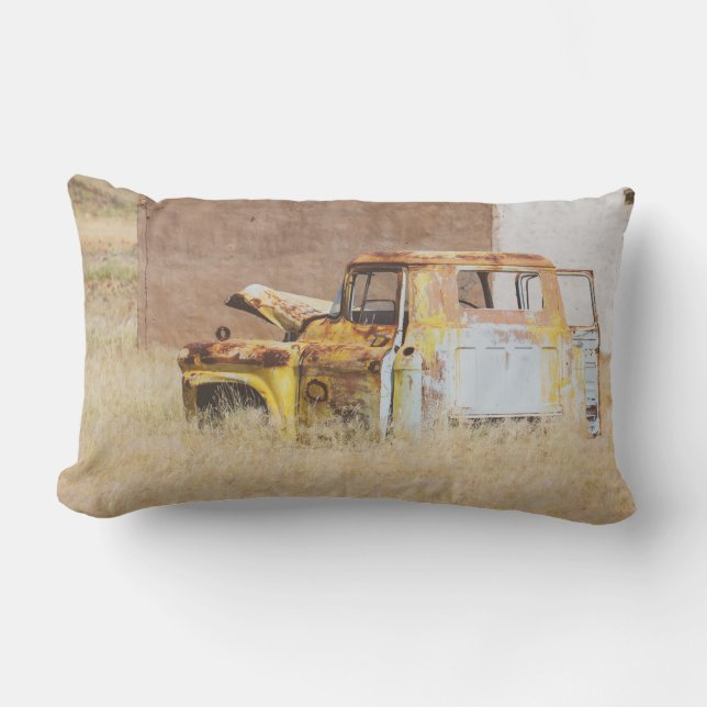 Namibia Africa Abandoned Car Wreck Landscape Lendenkissen (Vorderseite)