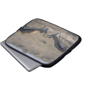 Namibia, Etosha National Park, zwei Männer Laptopschutzhülle (Vorne Knopf)