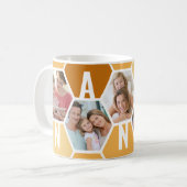 Nana 5 Foto Editable 4 Letter Bee and Honeycomb Kaffeetasse (Vorderseite Links)