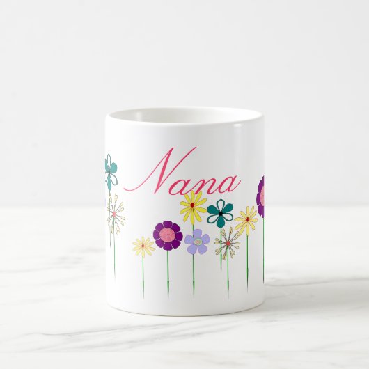 Nana - helle Blumen für sie Kaffeetasse (Mittel)