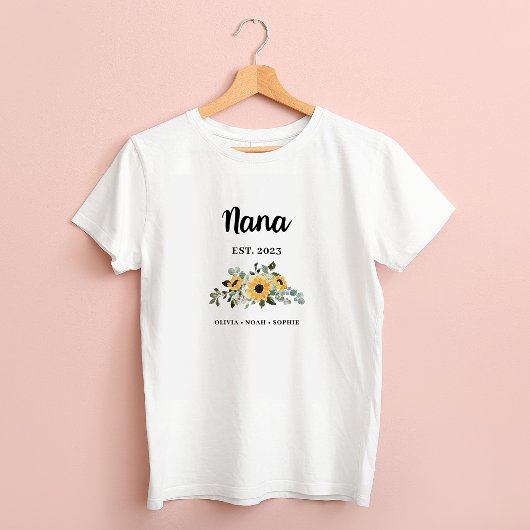 Nana | Hübsche rustikale Sonnenblumen und Namen T-Shirt
