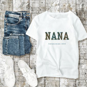 Nana - Jahr für Jahr - trendige Blumen Tri-Blend Shirt