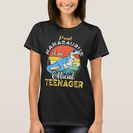 Nanasaurus Dinosaur 13. Geburtstag Offizieller Tee (Vorderseite)