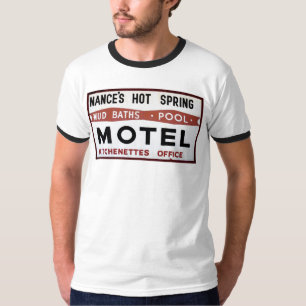 Nances heißer Frühlings-Zeichen durch Vintages T-Shirt