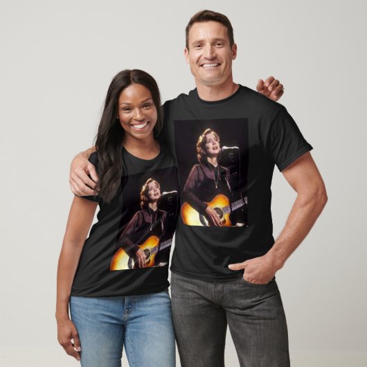 Nanci Griffith    T-Shirt (Unisex)