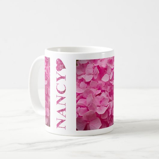 "Nancy" Pink Hydrangea Blumenbriefe & Niedliches H Kaffeetasse (Vorderseite Links)