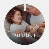 Nannie Grandma Script Overlay Ornament Aus Glas (Rückseite)