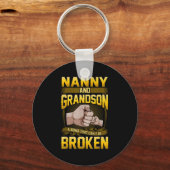 Nanny And Grandson A Bond That Can't Be Broken Shi Schlüsselanhänger (Vorderseite)