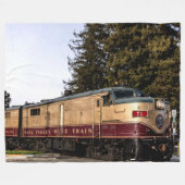 NAPA VALLEY WINE TRAIN FLEECEDECKE (Vorderseite (Horizontal))