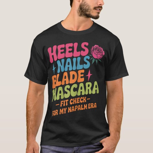 Napalm Era Fit Karo Heelses Nails Blade Mascara T-Shirt (Vorderseite)