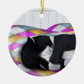 Napping Tuxedo Cat Keramik Ornament (Vorne)