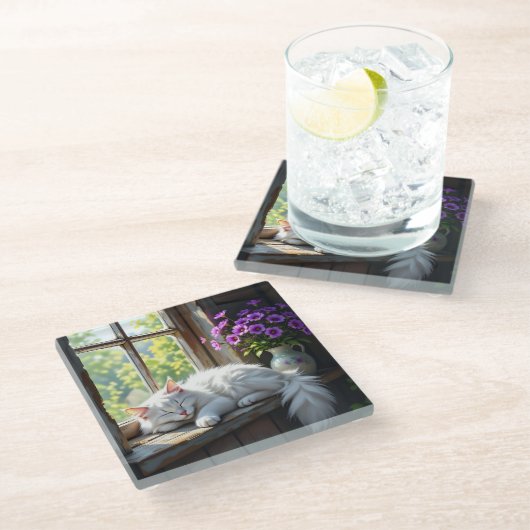 Napping White Cat and Purple Flowers Glasuntersetzer (Schrägansicht)