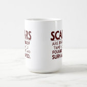 Narben des Überlebens Kaffeetasse (Mittel)