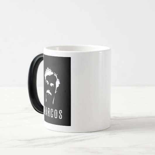 Narcos Tasse (Vorderseite Links)