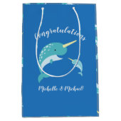 Narwhal Baby Shower Mittlere Geschenktüte (Vorderseite)