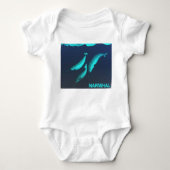 Narwhal Baby Strampler (Vorderseite)