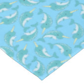 Narwhal Birthday Party Tischdecke (Schrägansicht)