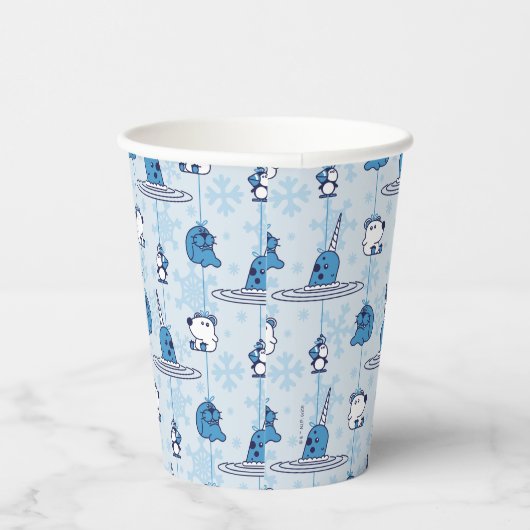 Narwhal Blue Snowflake Pattern Pappbecher (Rechts)