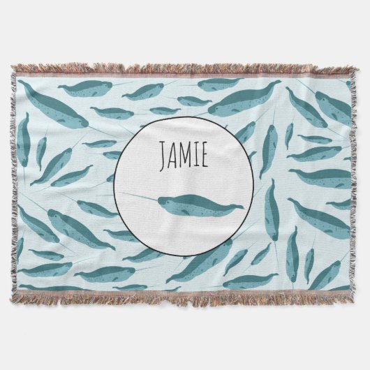 Narwhal im Muster des blauen Ozeans Decke (Vorderseite)