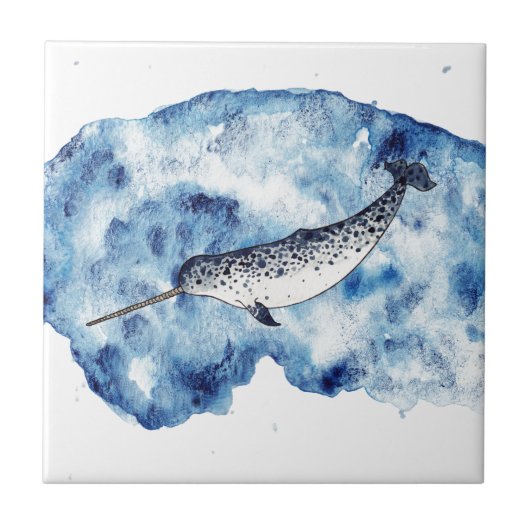 Narwhal in einem Spritzen der Wasserfarbe Fliese (Vorderseite)