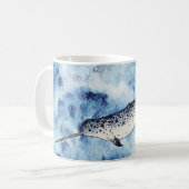 Narwhal in einem Spritzen der Wasserfarbe Kaffeetasse (Vorderseite Links)
