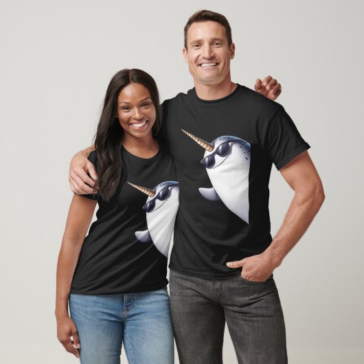 Narwhal mit Sonnenbrille Funny Say Hi T-Shirt (Unisex)