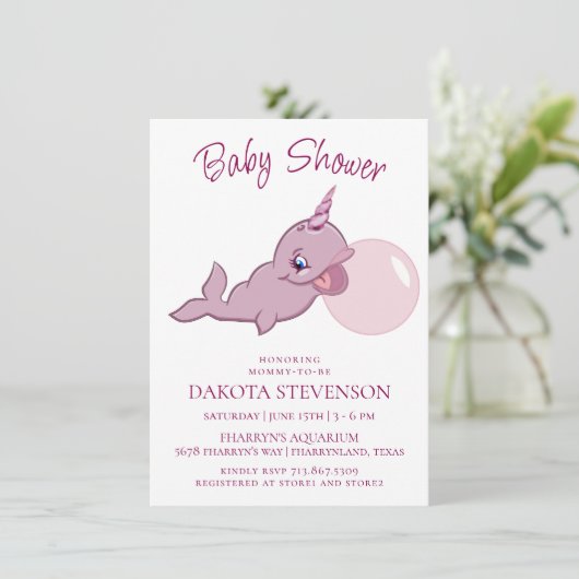 Narwhal Pink | Girly Kawaii Chibi Bubblegum Shower Einladung (Stehend Vorderseite)