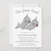Narwhal Twins | Graue Chibi Cartoon Gender Reveal Einladung (Vorderseite)