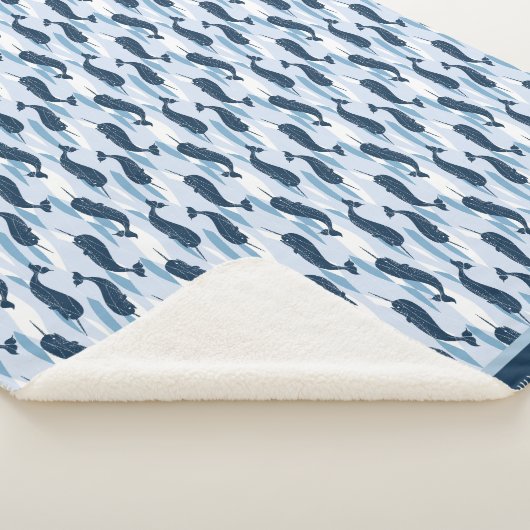 Narwhal Waves Allover Print Blue Sherpadecke (3/4)