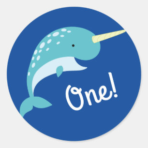 Narwhals Ocean Niedlich 1. Geburtstag Party Thema Runder Aufkleber