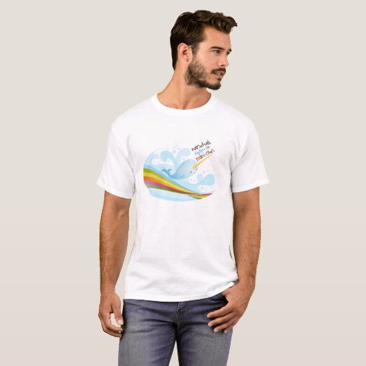 Narwhals Schwimmen auf Regenbogen T-Shirt (Vorne ganz)