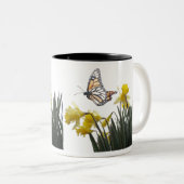 Narzissen-Blumen-Tasse Zweifarbige Tasse (VorderseiteRechts)