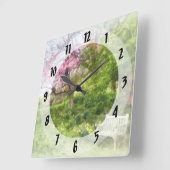 Narzissen durch Bank Quadratische Wanduhr (Winkel)