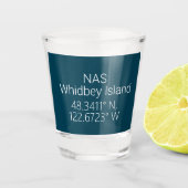 NAS Whidbey Island Latitude Länge Schnapsglas (Vorderseite)