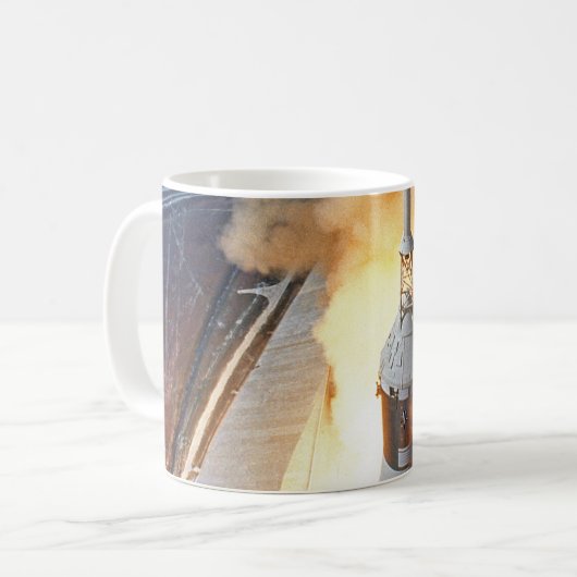 NASA Apollo 11 Moon Landing Rocket Launch Tasse (Vorderseite Links)
