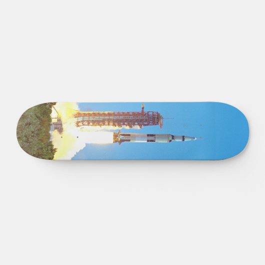 NASA Apollo 16 Saturn V Raketenstart Skateboard (Horizontal)