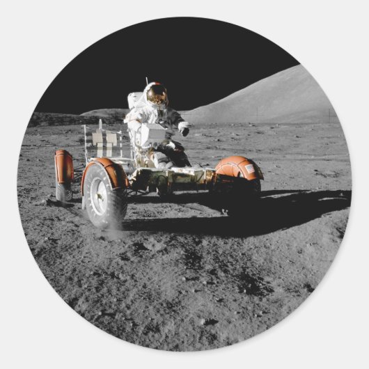 NASA Apollo 17 Lunar Roving Vehicle Runder Aufkleber (Vorderseite)