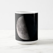 NASA-Bild im dritten Quartal Verwandlungstasse (Zentrum)