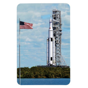 NASA SLS Space Launch System Raketenstartplatz Magnet