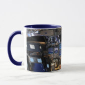 NASA Space Shuttle Endeavour Flug Deck Cockpit Tasse (Links)