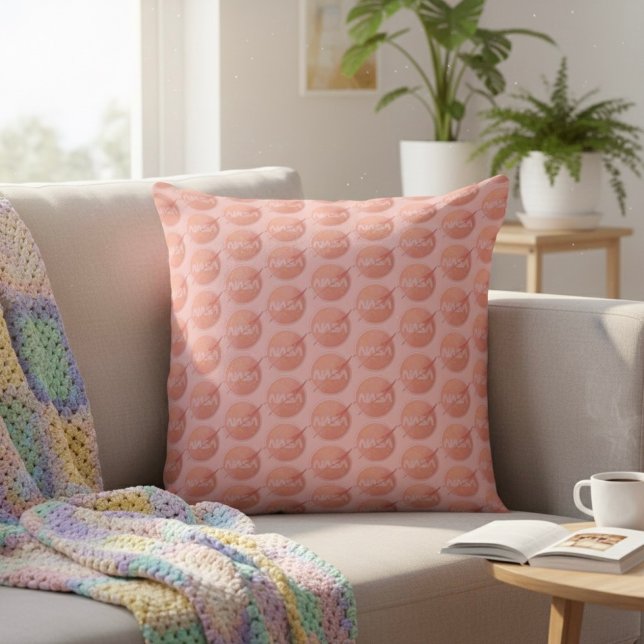 Nasa Throw Pillow Kissen (Von Creator hochgeladen)