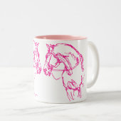 Nase, zum der Tasse zu riechen (VorderseiteRechts)