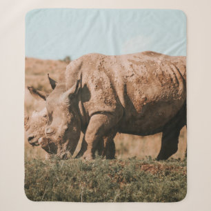 NASHÖRNER IN AFRIKA WEIDEN SHERPADECKE