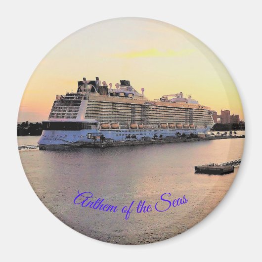 Nassau Harbour Daybreak with Cruise Ship Magnet (Vorne)